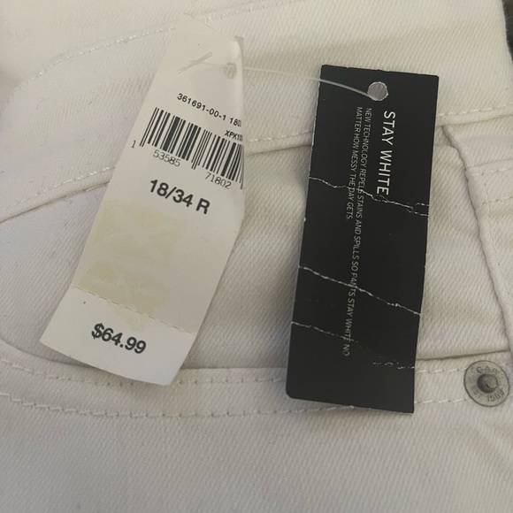 Gap White  Stretch Jeans NWT - Picture 2 of 5